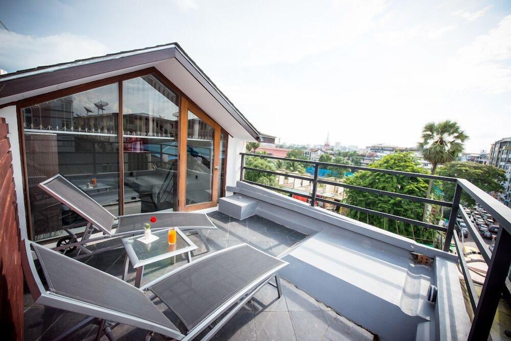 The Loft Hotel Downtown Yangon Exterior foto